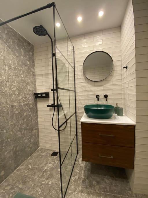 Piraeus Cozy Appartment Rental Buitenkant foto